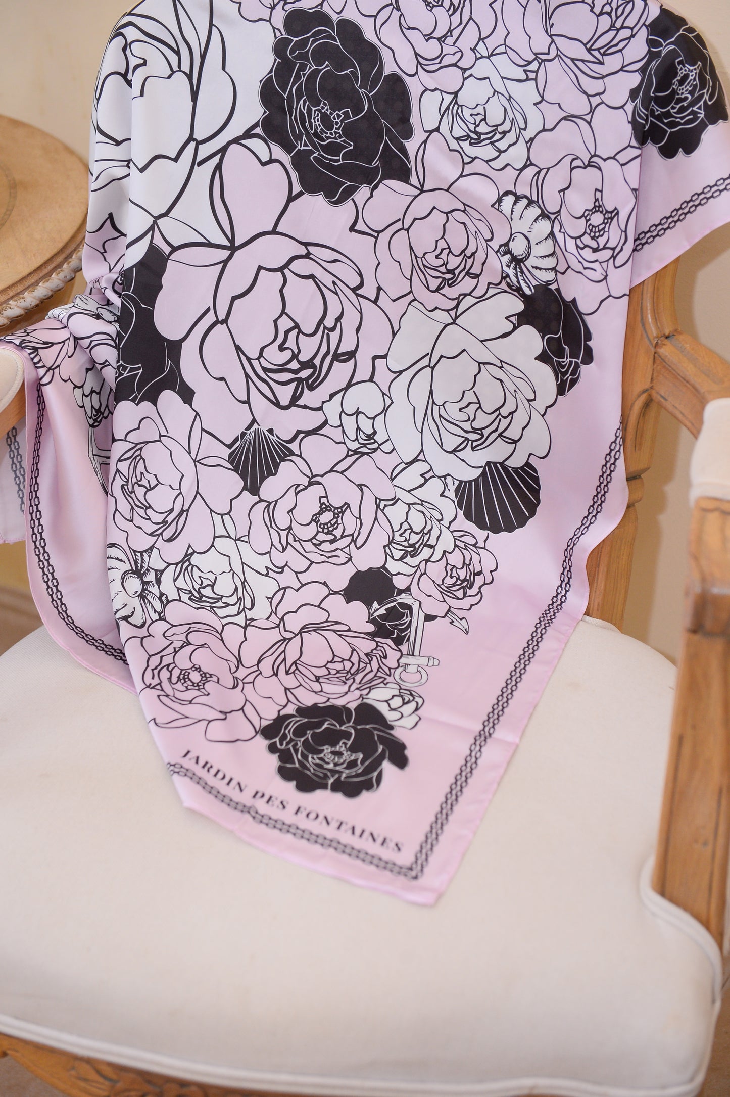 "Classy and Fabulous" 90cm Silky Scarf