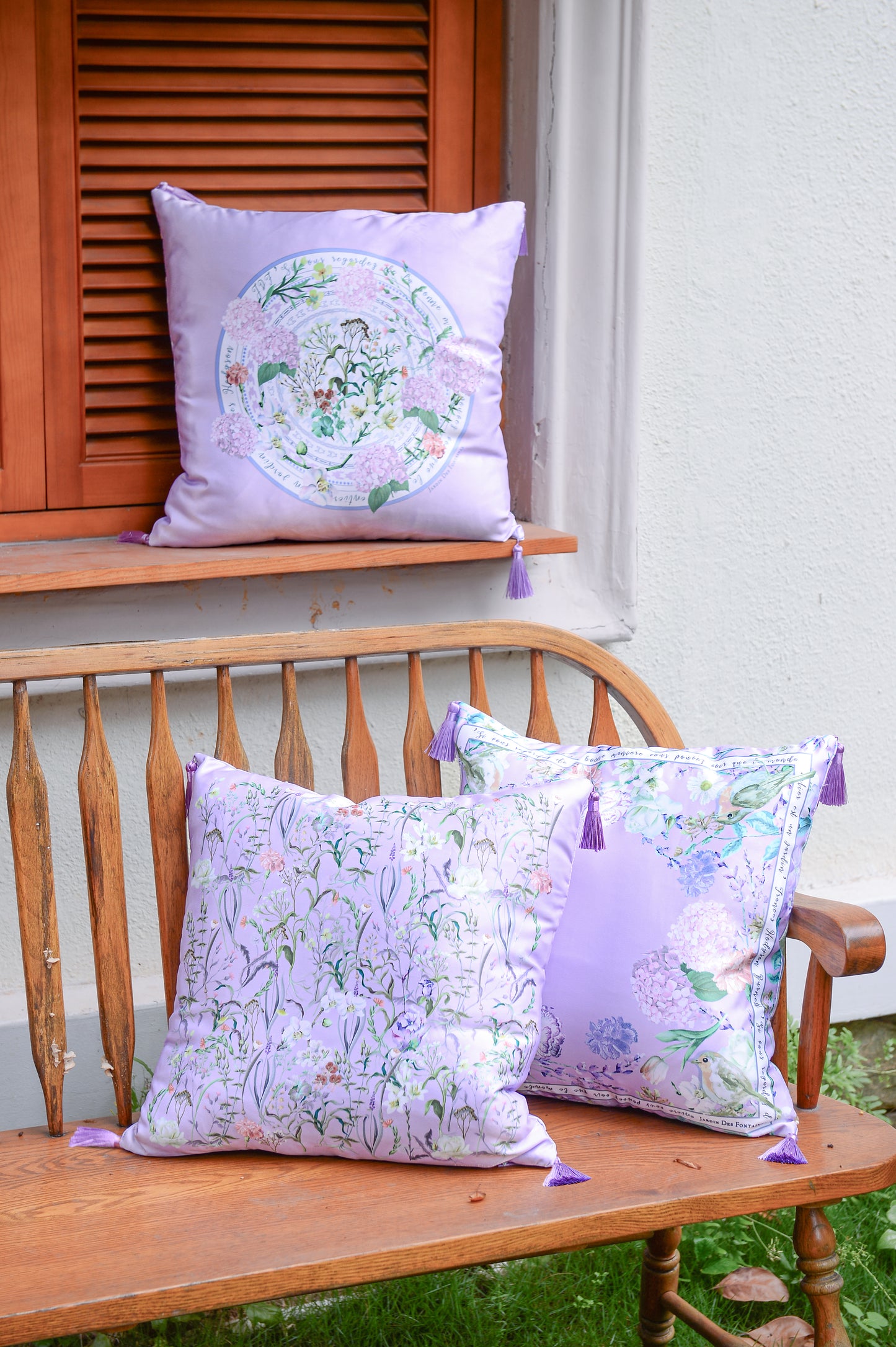 "Secret Violet Garden" Cushion, Throw Pillow