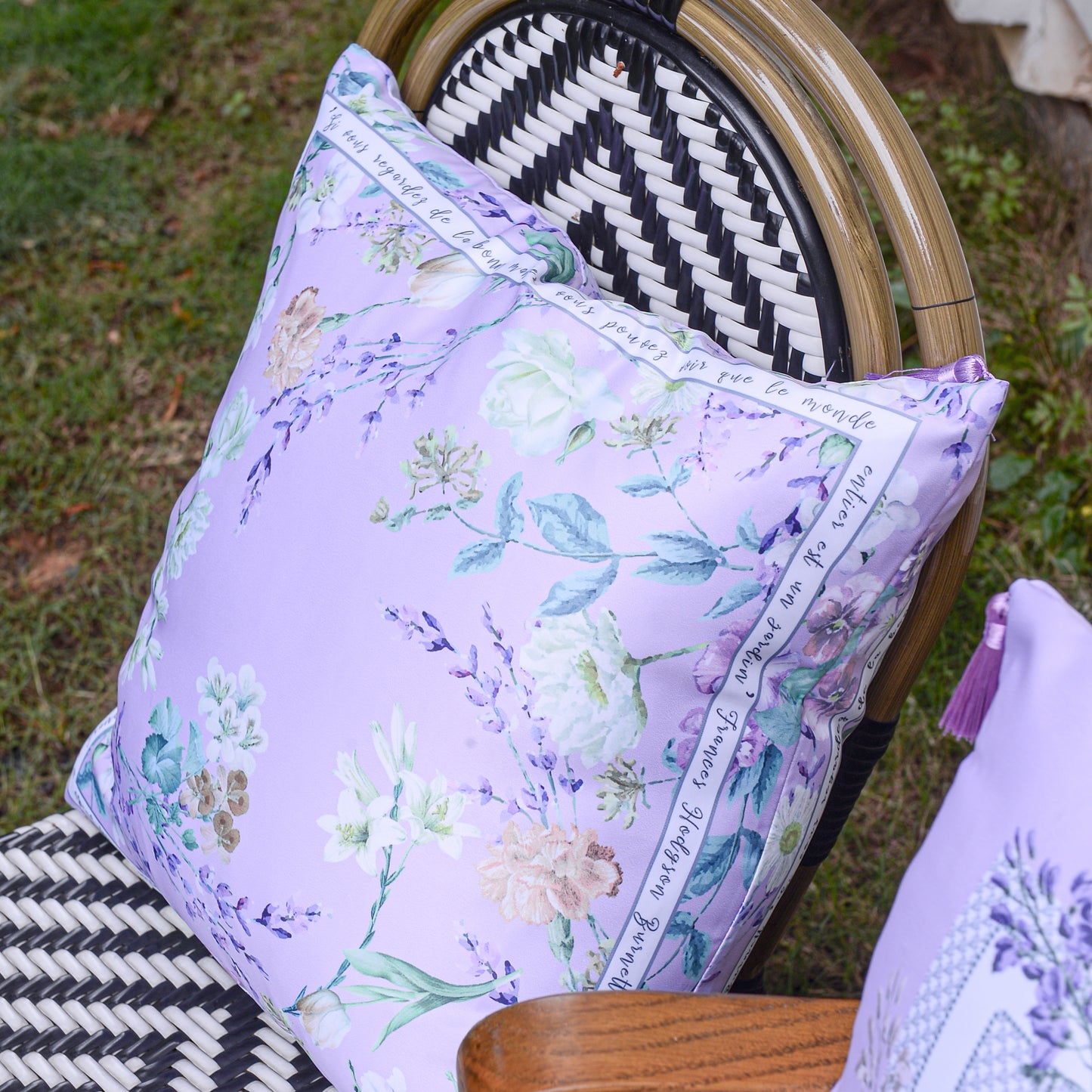 "Secret Violet Garden" Cushion, Throw Pillow