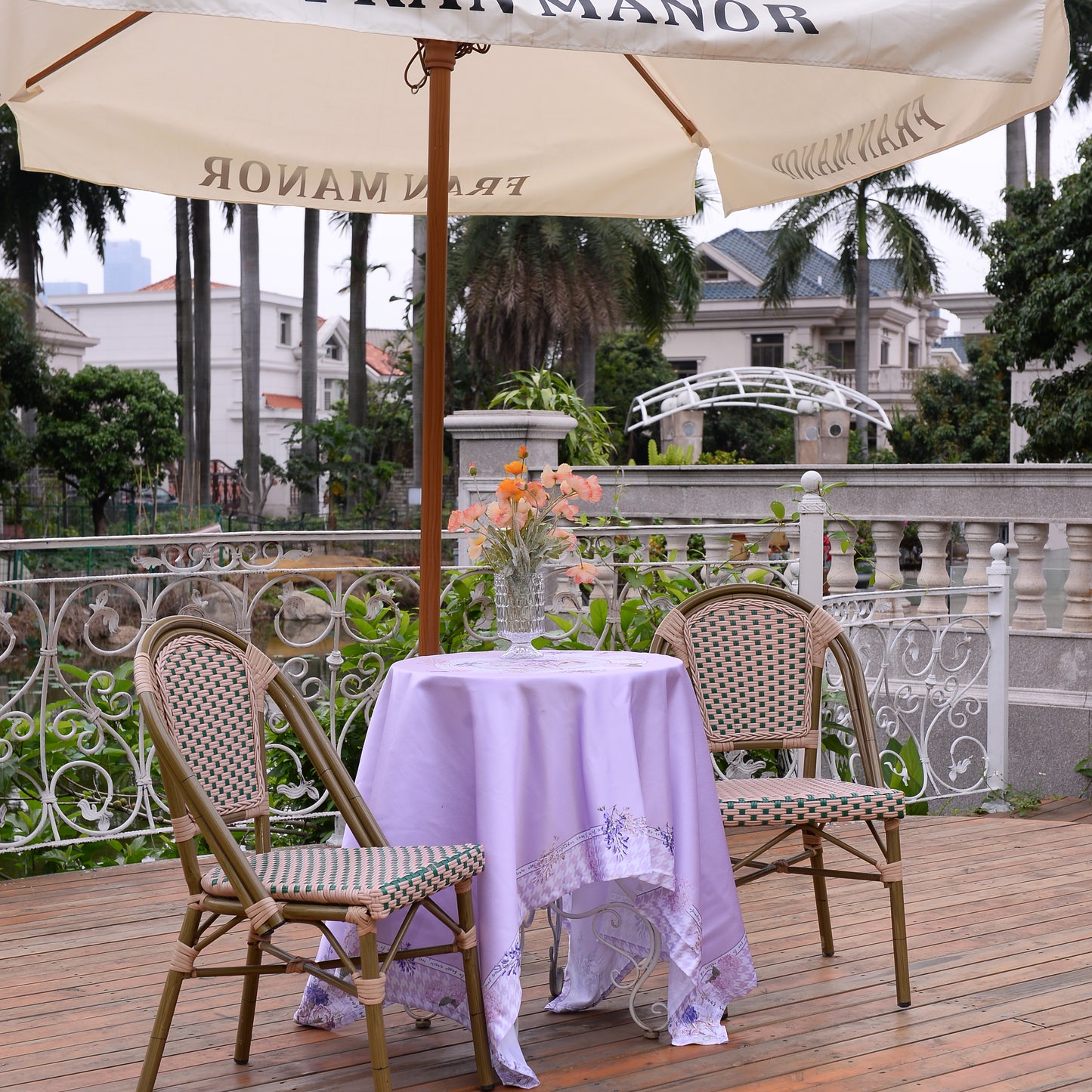 "Secret Violet Garden" Houndstooth Waterproof Tablecloth