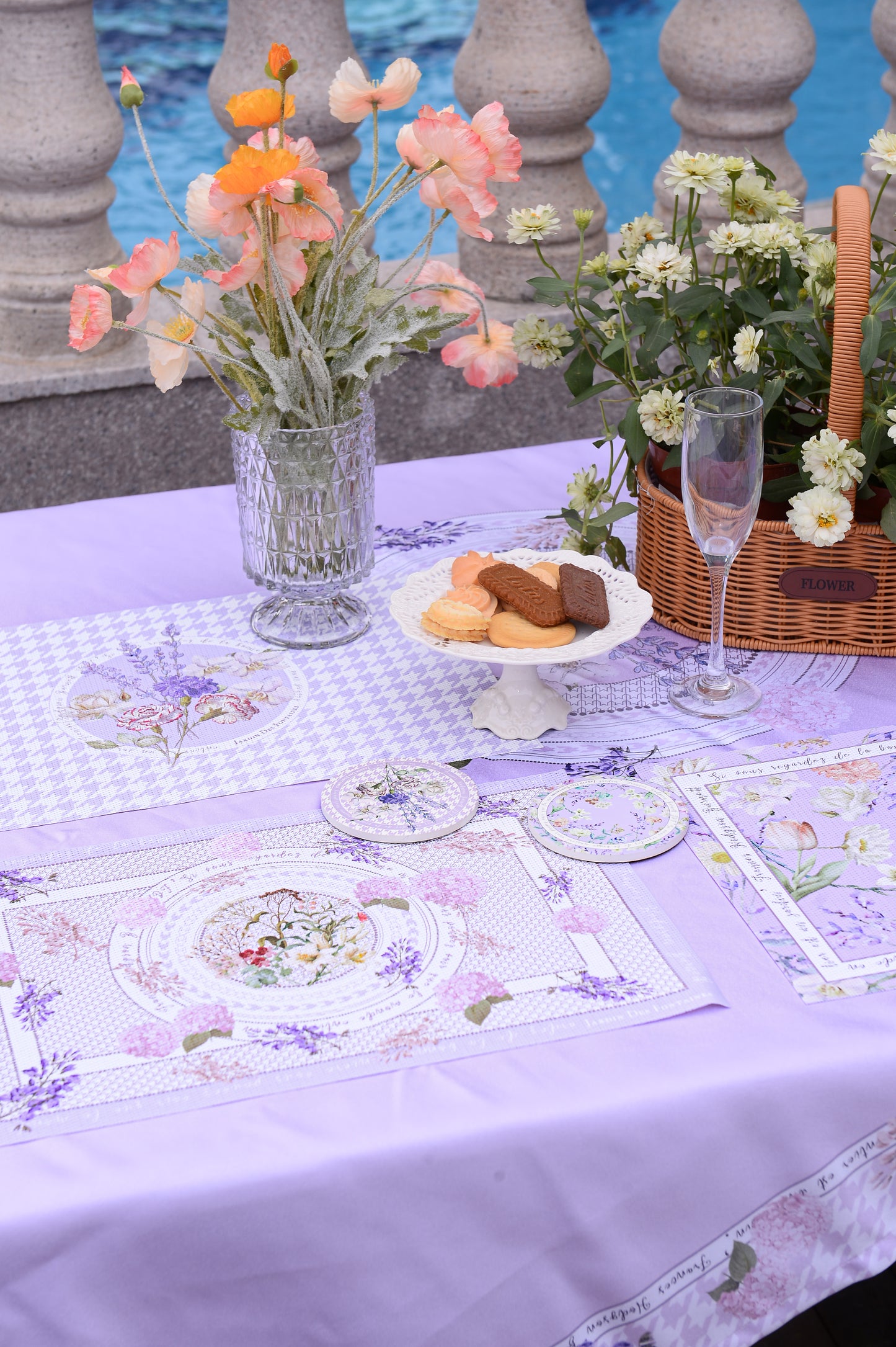 "Secret Violet Garden" Woven Table Placemat