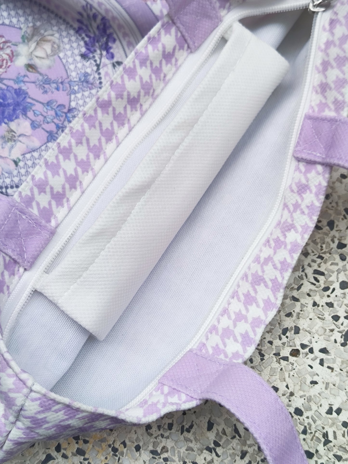 "Secret Violet Garden" Tote Bag With Zipper