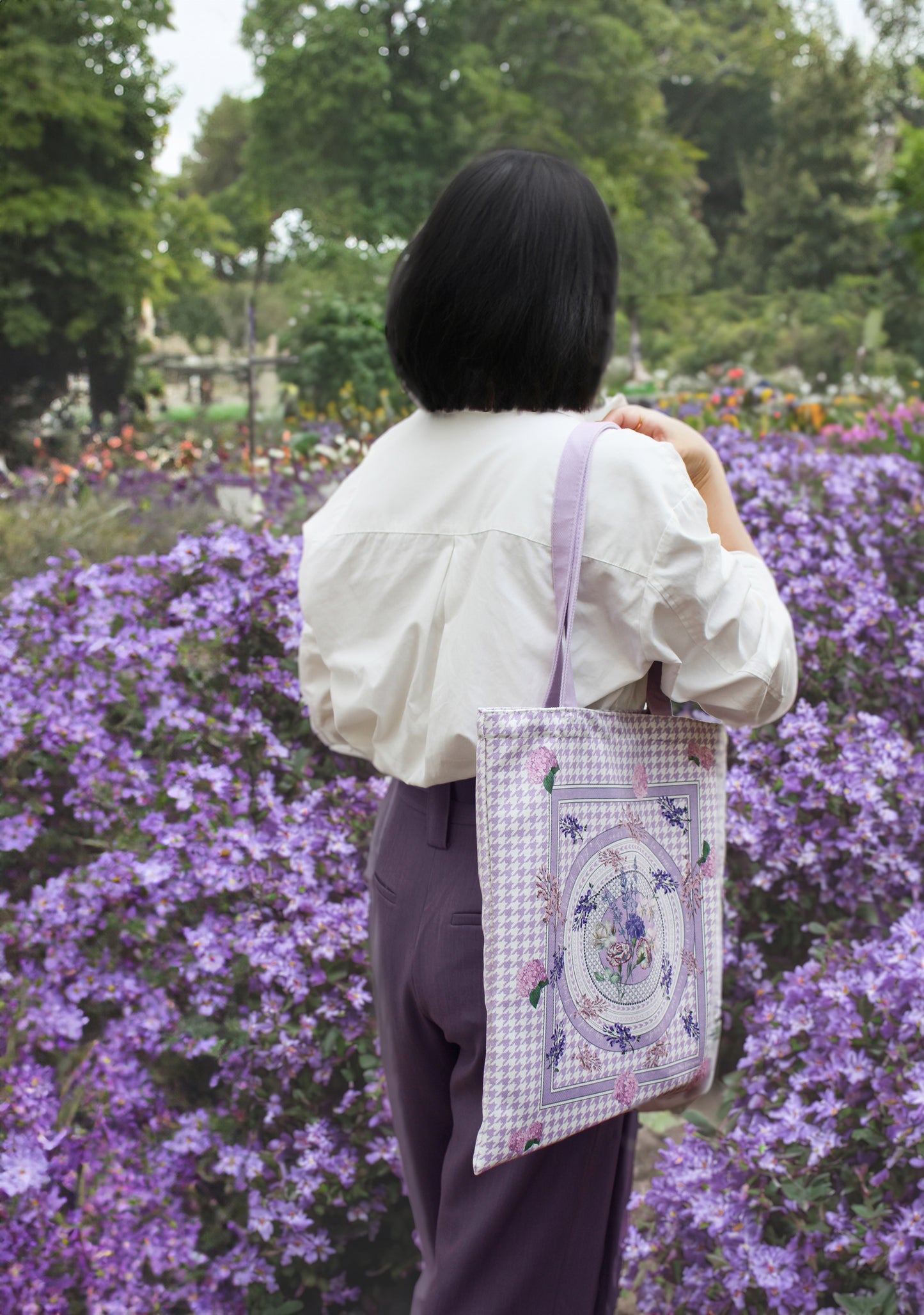 "Secret Violet Garden" Tote Bag With Zipper