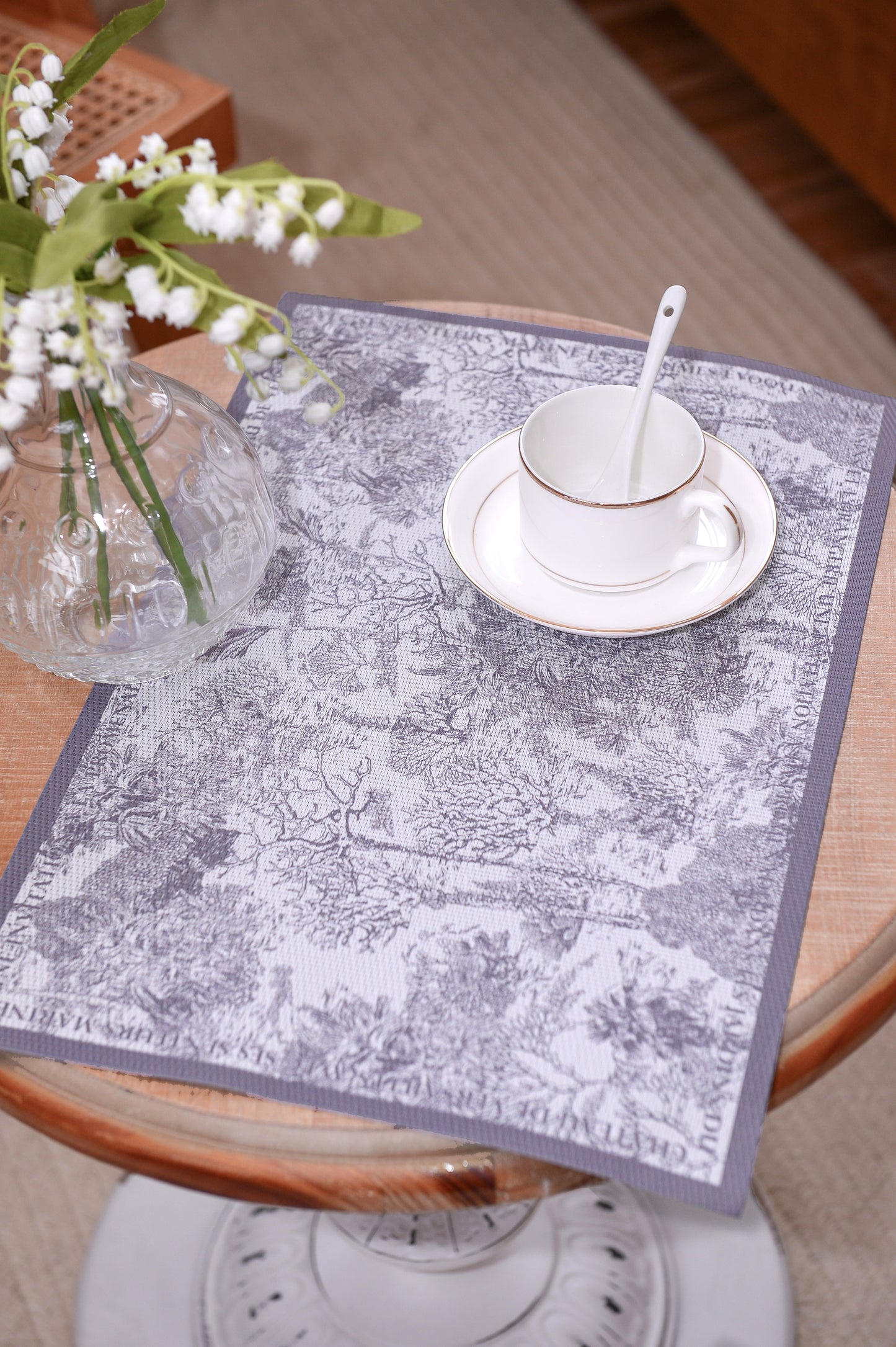 "Toile De Jouy" Woven Table Placemat