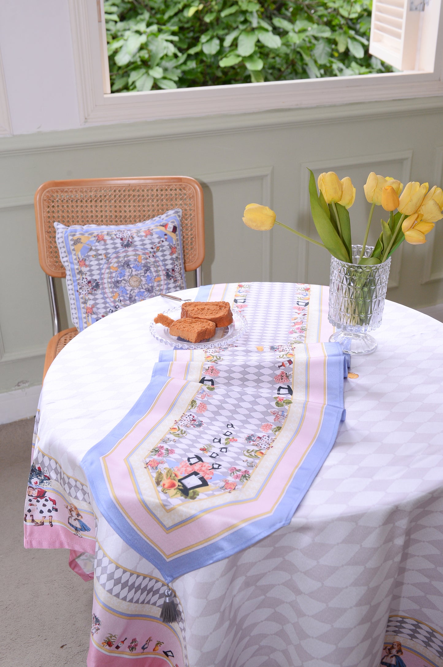 "Wonderful Adventure Dream" Pink Argyle Waterproof Tablecloth