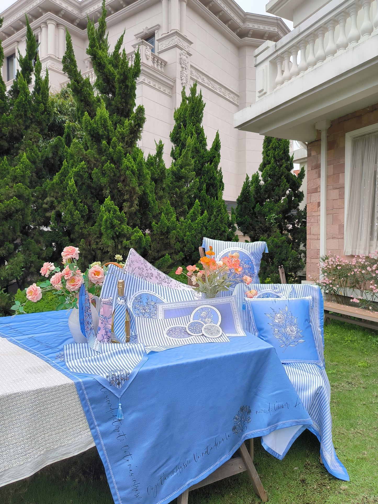 "Wild Blue Yonder" Sanvitalia Waterproof Tablecloth