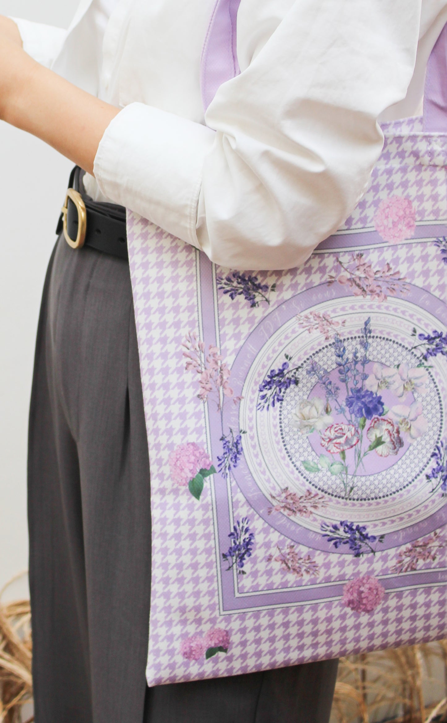 "Secret Violet Garden" Tote Bag With Zipper