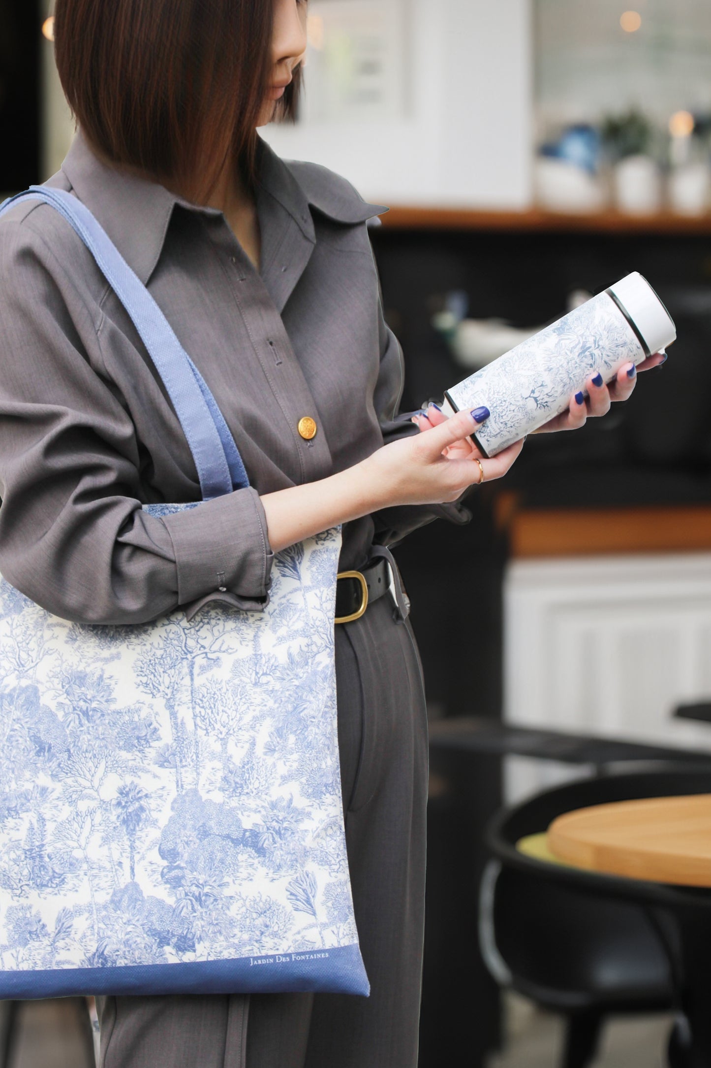 "Toile De Jouy" Dusty Blue Vacuum Bottle (360ml)