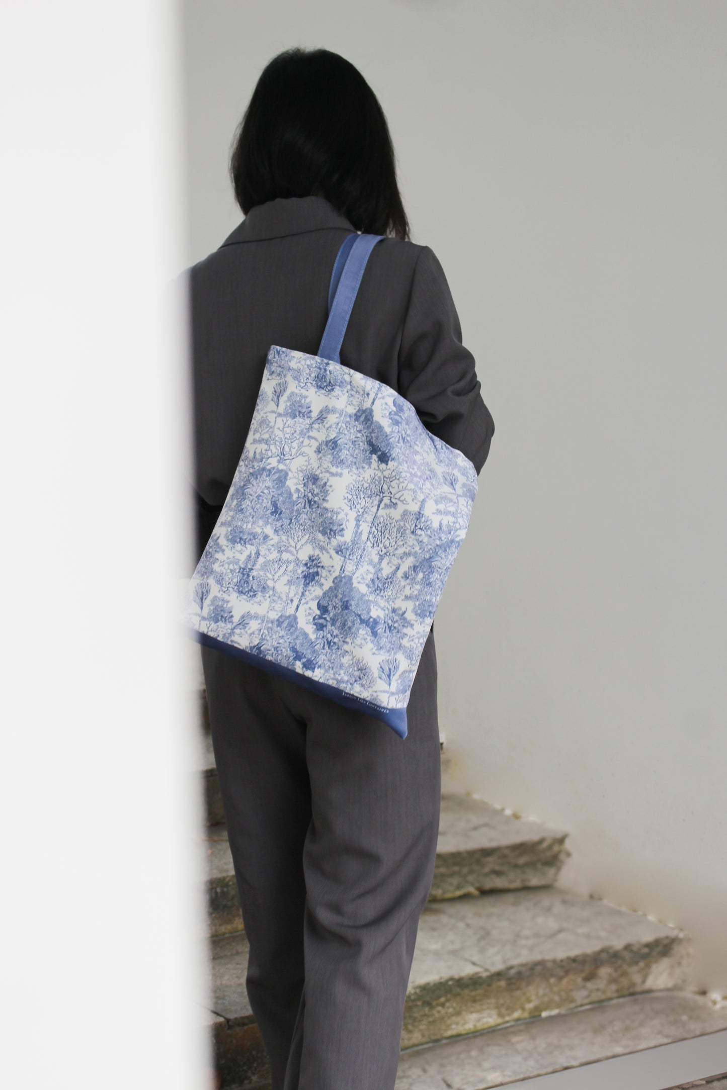 "Toile De Jouy" Tote Bag With Zipper